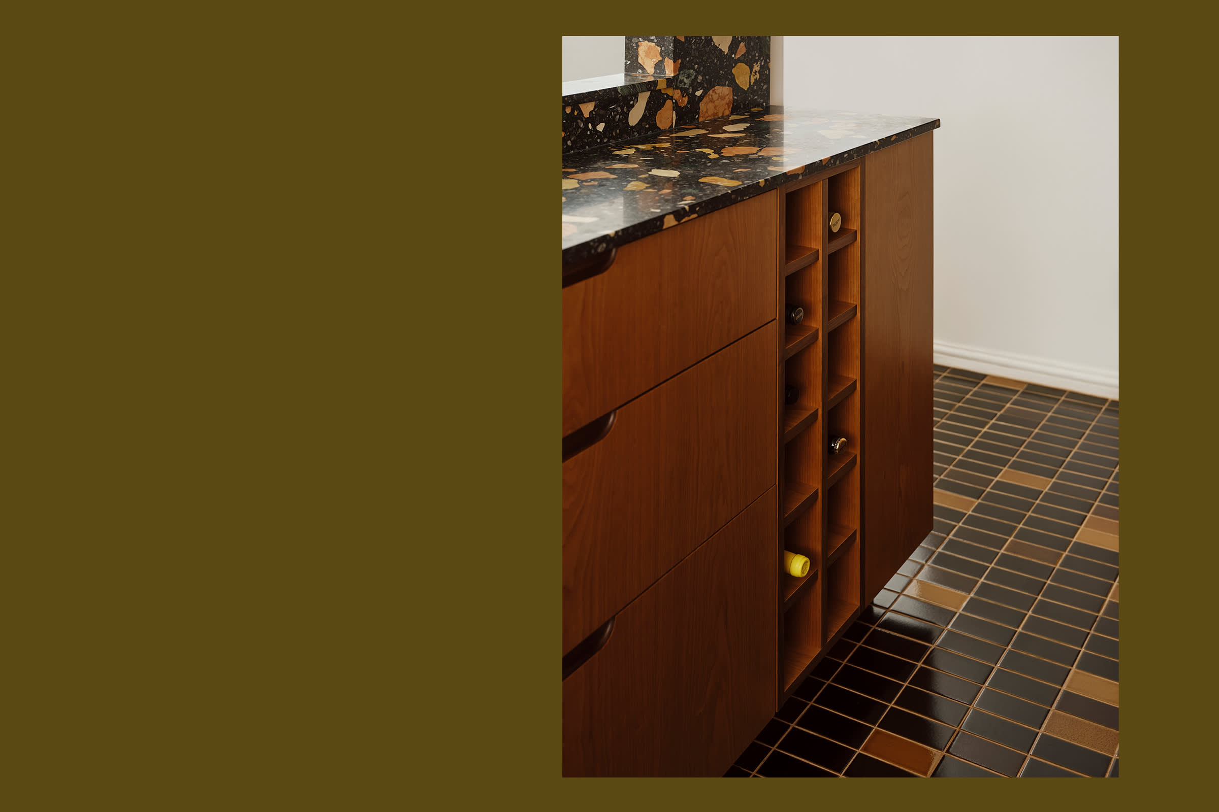 Dzek Holte Beth-Davis Essex-Road-07