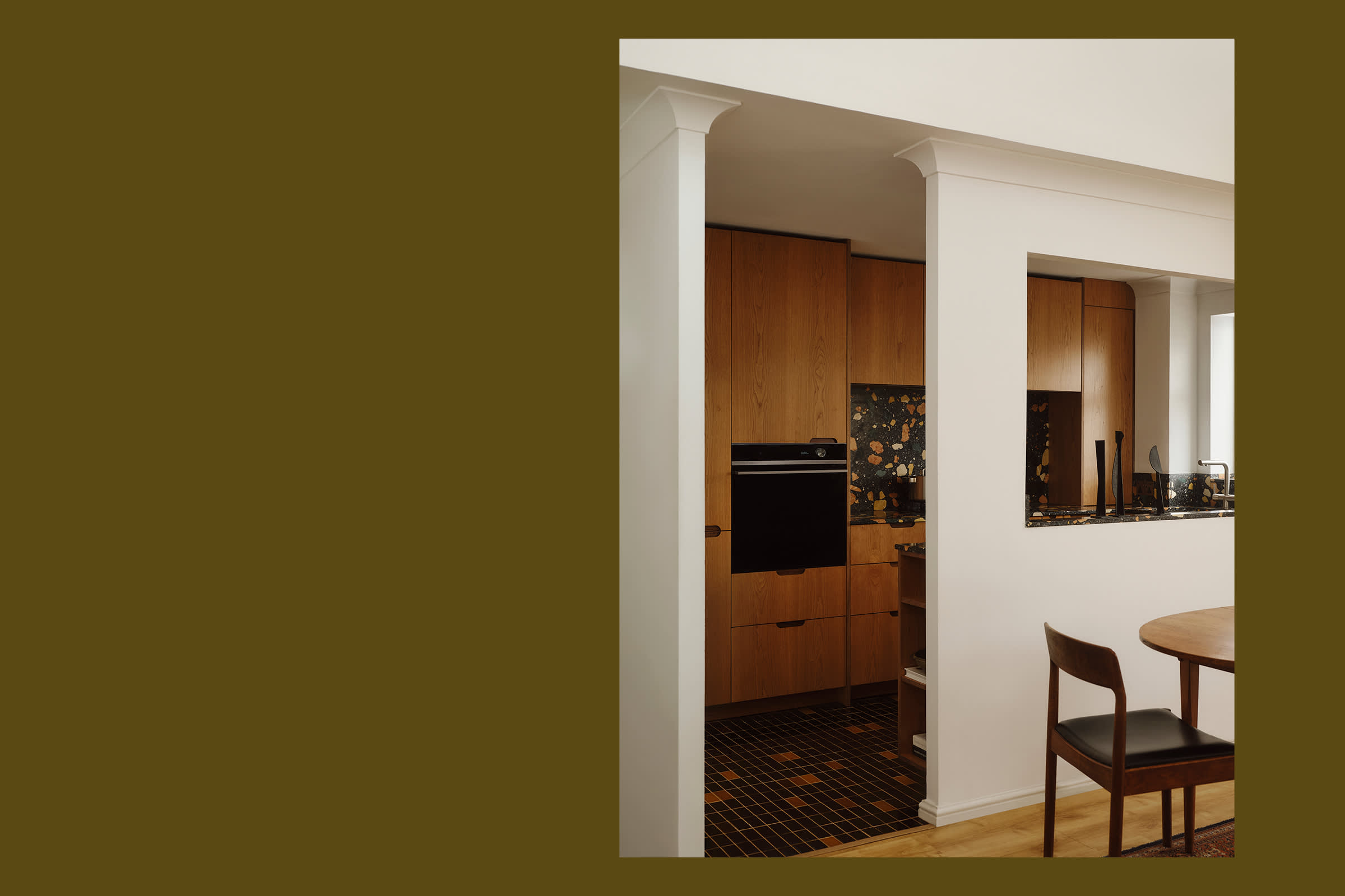 Dzek Holte Beth-Davis Essex-Road-03