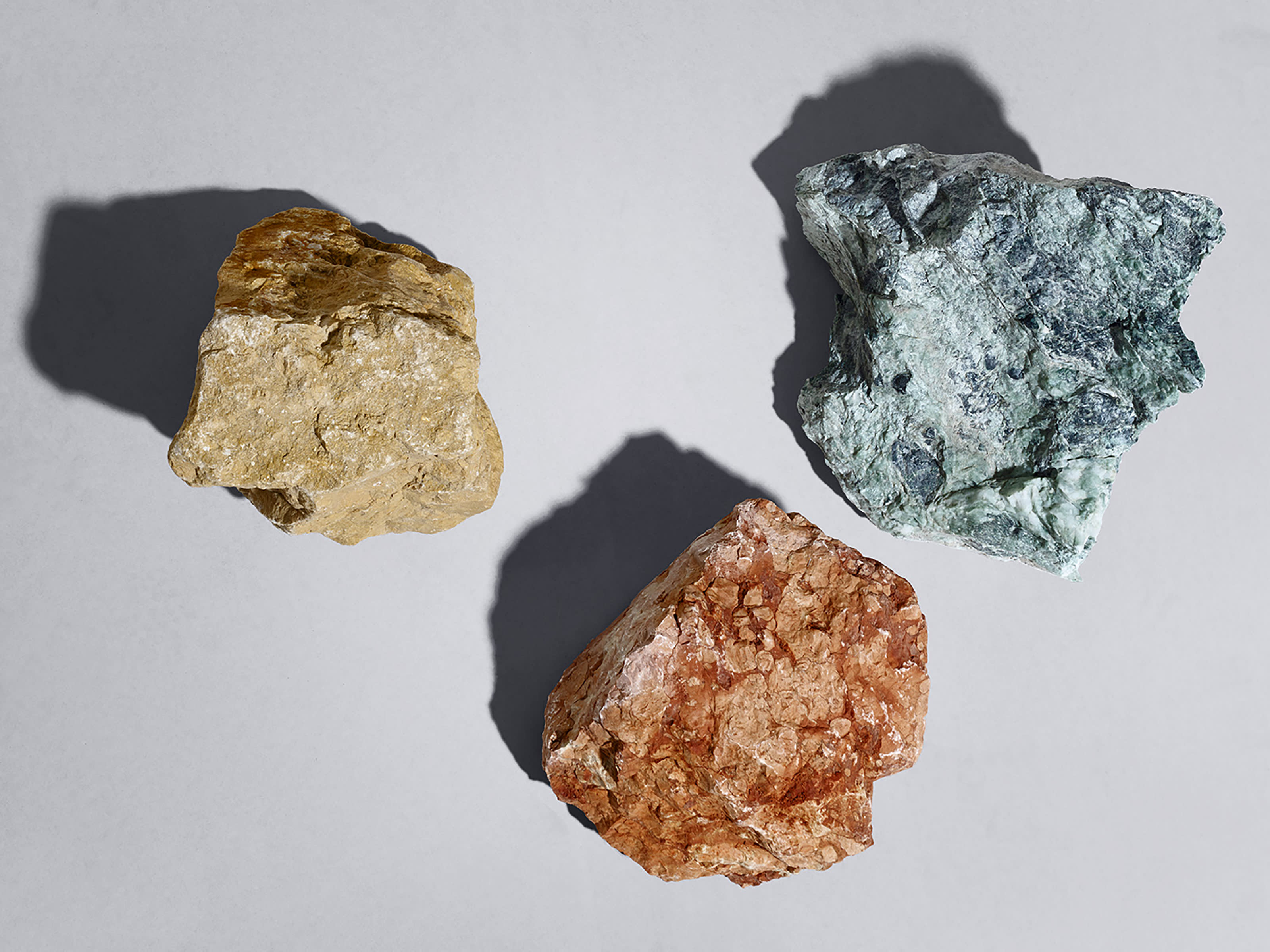 Italian marbles turned into Marmoreal. Giallo Mori, Verde Alpi and Rosso Verona.