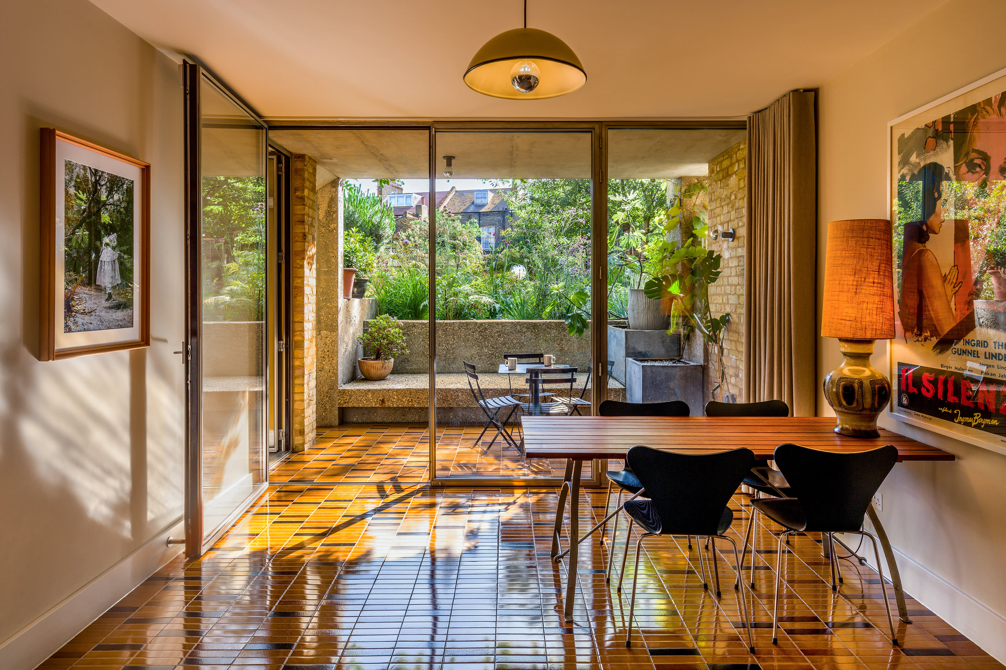 Dzek WillYatesDesign Photo AngusMill 1 Resized